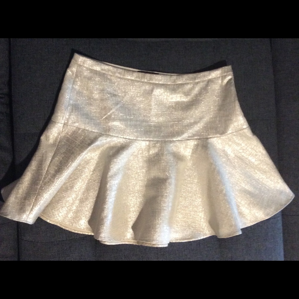 Express shiny white flare mini skirt size 2